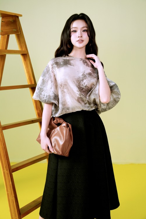 Sixdo Black Woven Midi Skirt